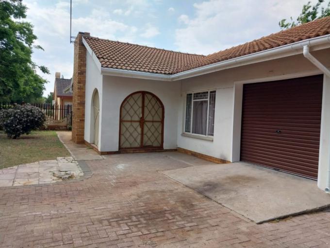 3 Bedroom House for Sale For Sale in Stilfontein - MR533197
