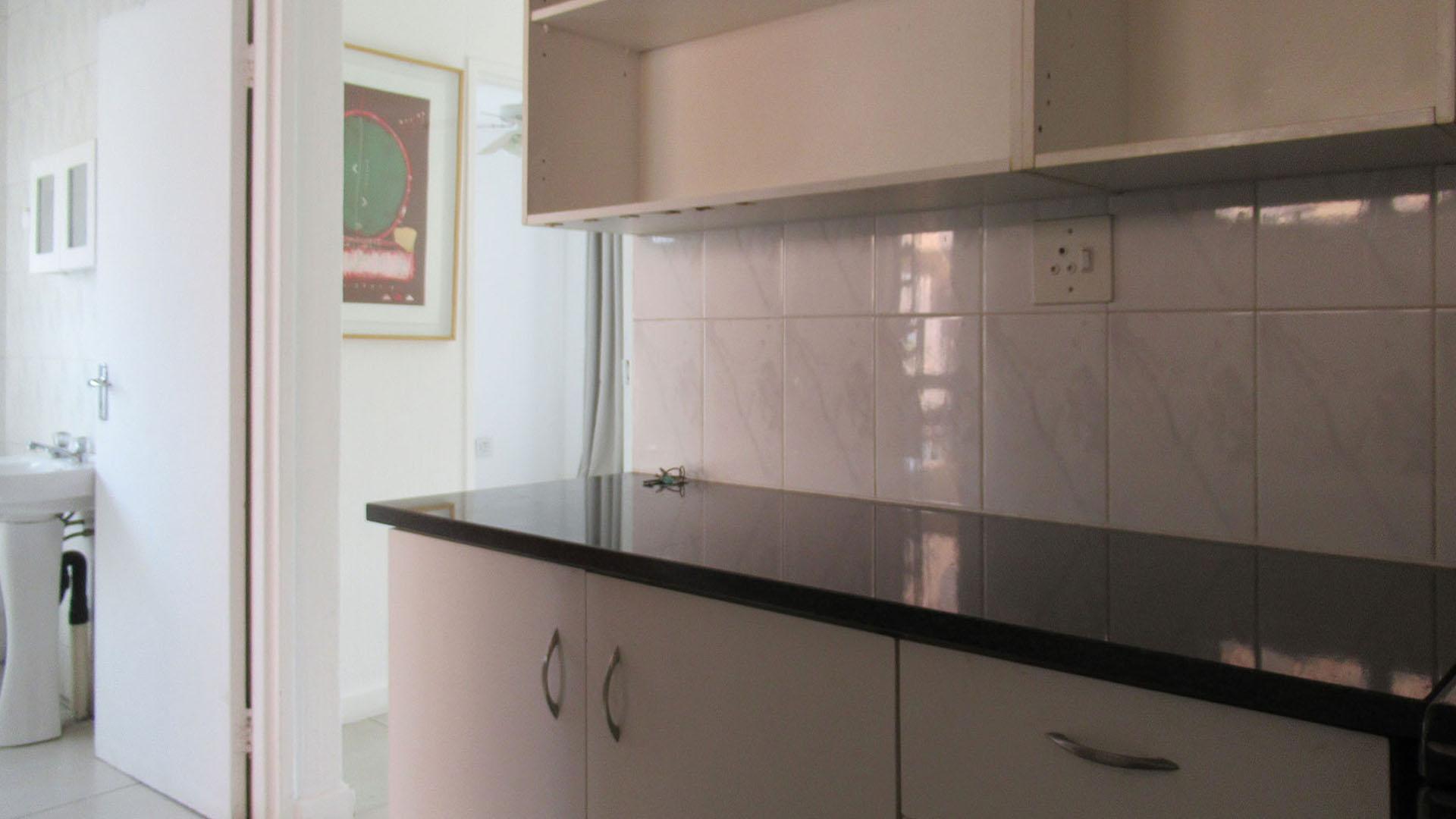 Kitchen - 5 square meters of property in Linden
