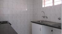 Kitchen - 5 square meters of property in Linden
