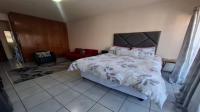 Bed Room 1 of property in Bloemfontein