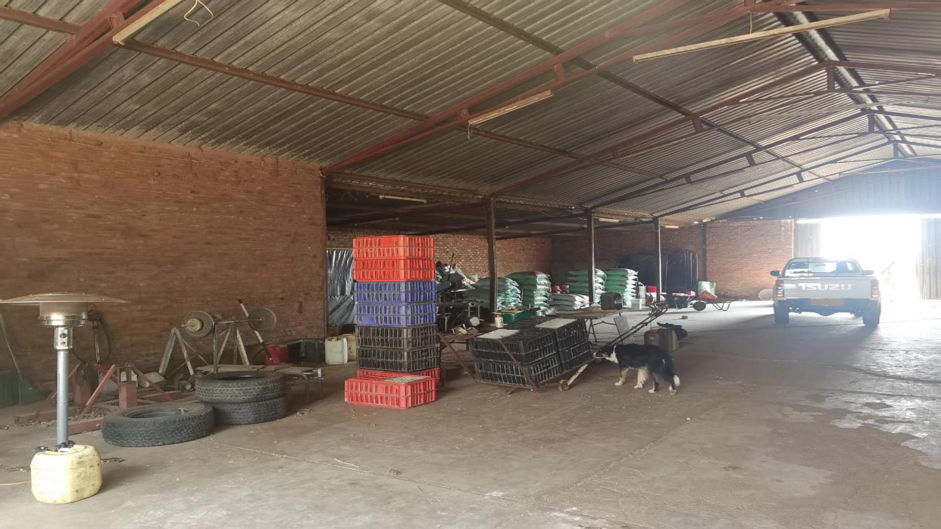 Spaces of property in Modimolle (Nylstroom)