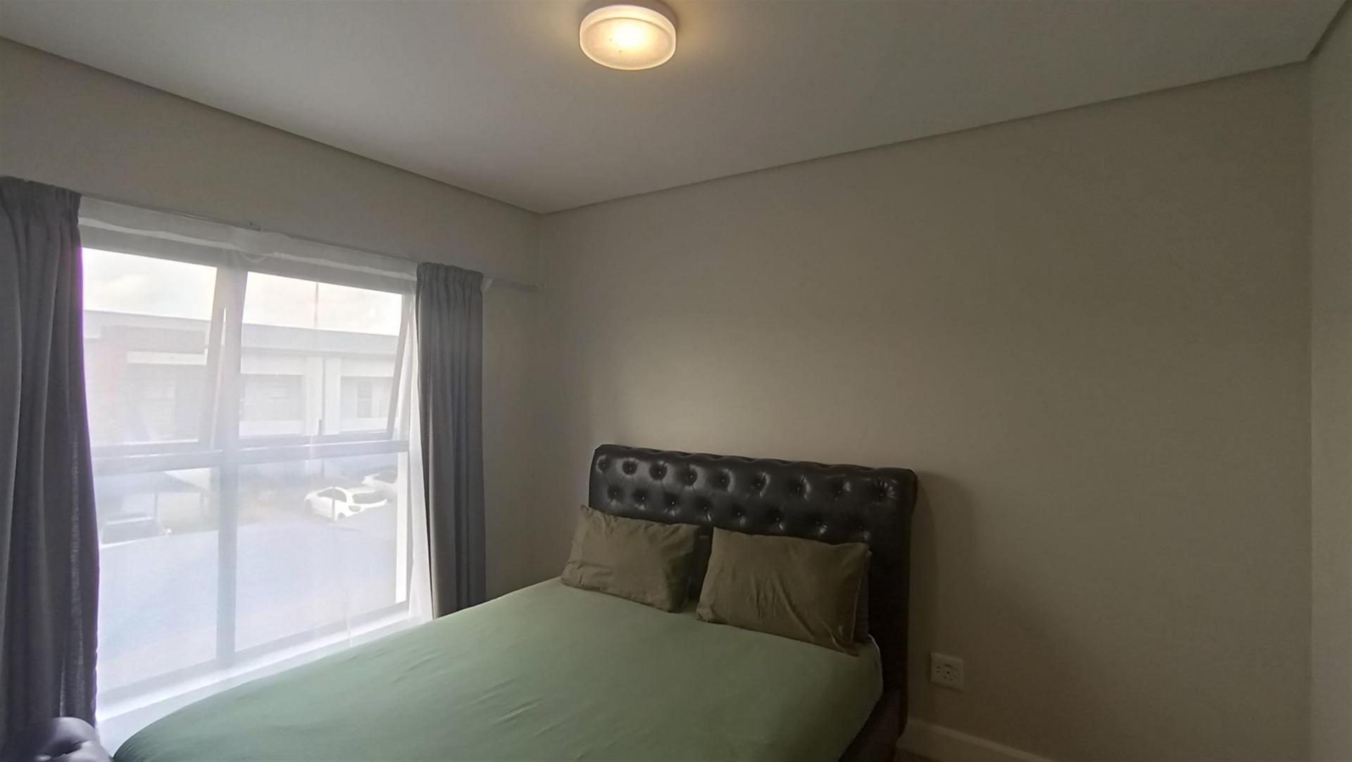 Main Bedroom - 15 square meters of property in Witfontein