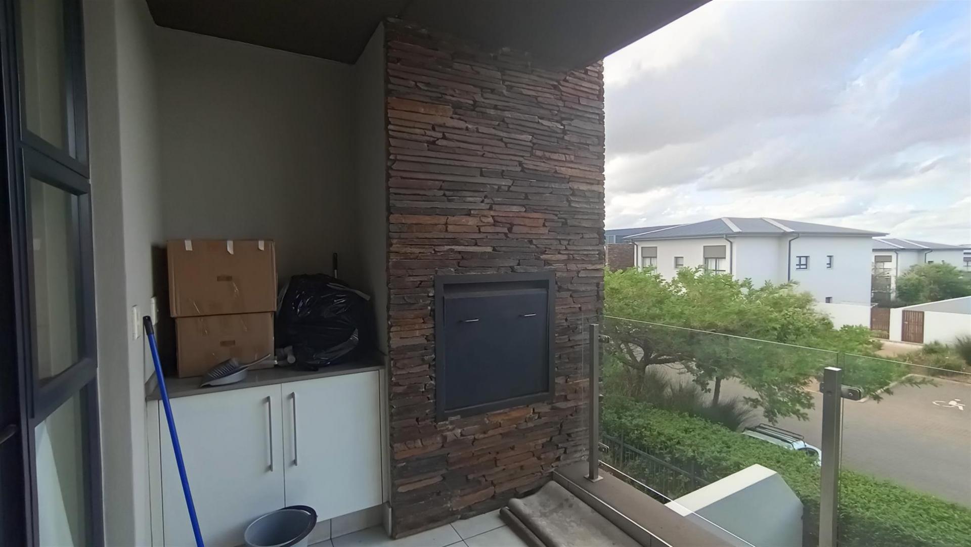 Balcony - 7 square meters of property in Witfontein