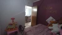 Bed Room 1 - 9 square meters of property in Shallcross 