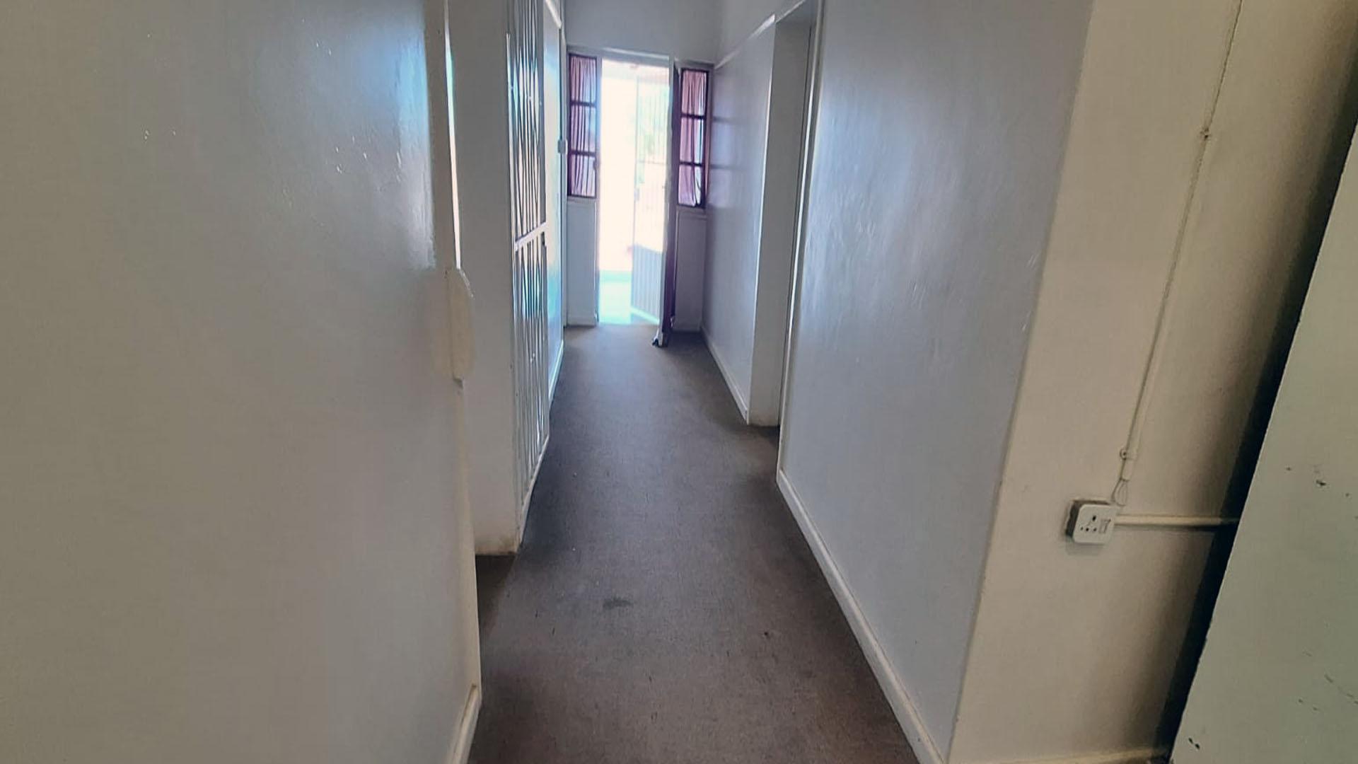 Spaces of property in Brandvlei