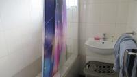 Bathroom 2 - 3 square meters of property in Bonela