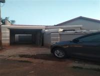 Front View of property in Dobsonville