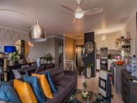 Lounges of property in Milnerton