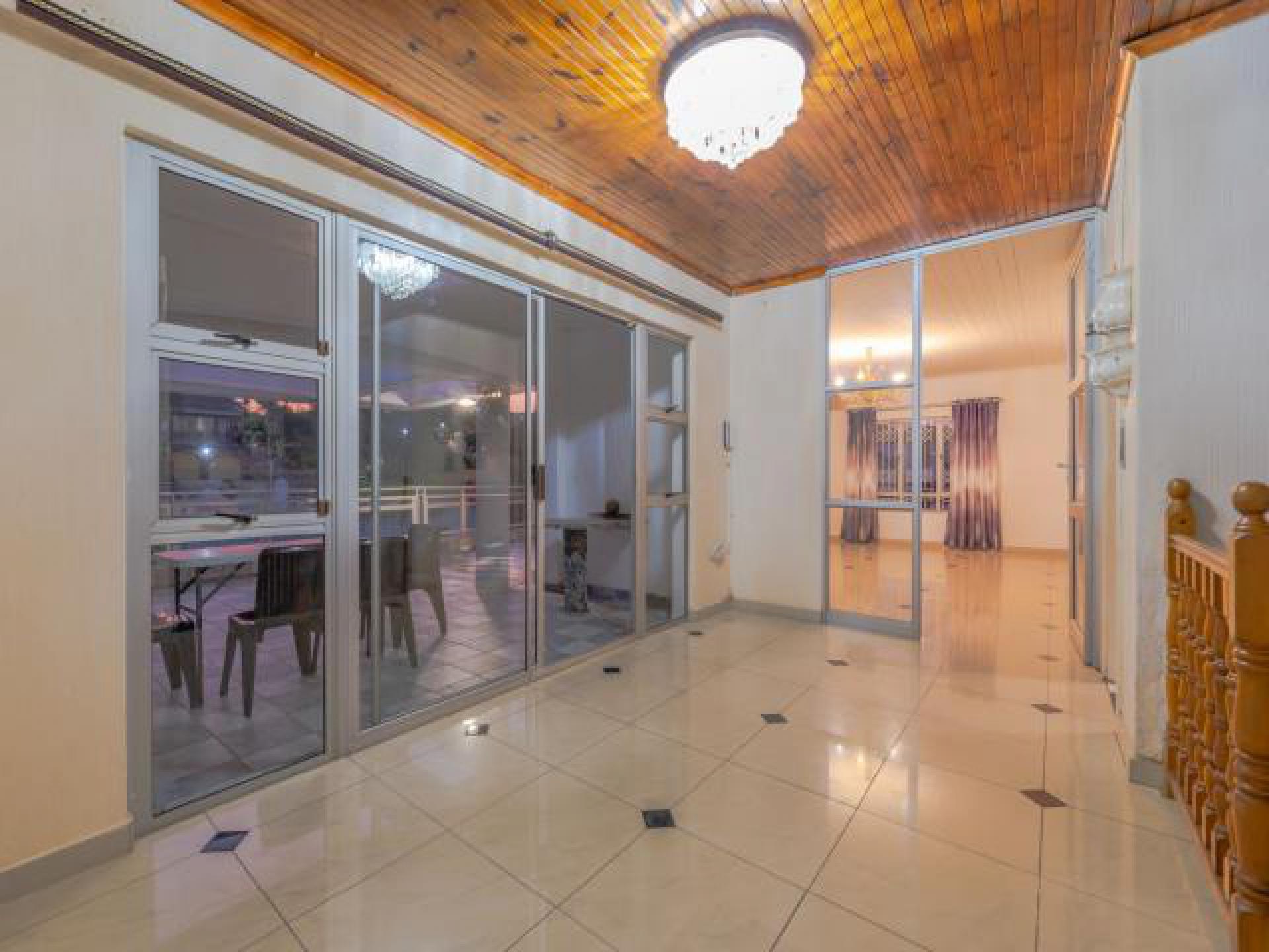 Standard Bank EasySell 7 Bedroom House for Sale in Avoca M