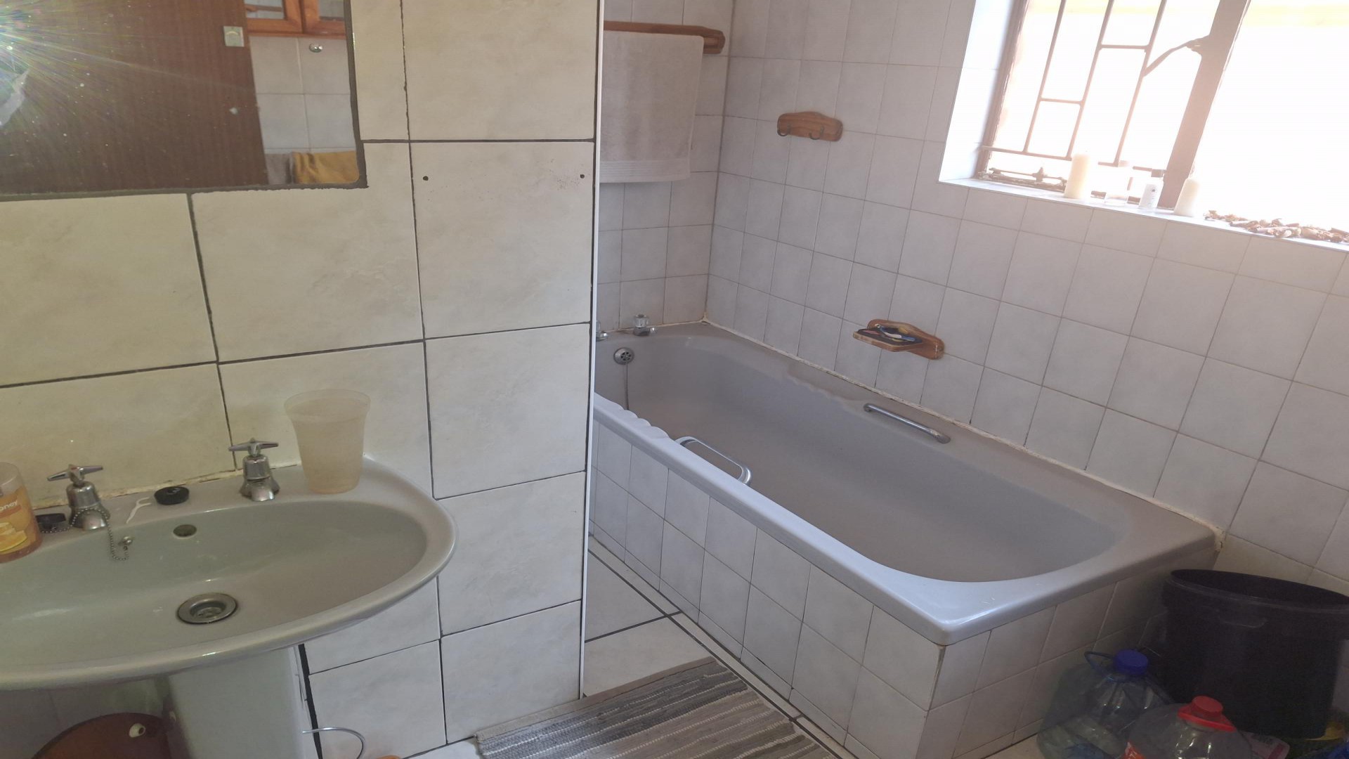 Bathroom 2 of property in Riamarpark