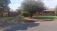 Front View of property in Riamarpark