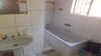 Bathroom 2 of property in Riamarpark
