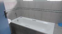 Bathroom 1 - 11 square meters of property in Carrington Heights