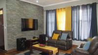 Lounges - 51 square meters of property in Carrington Heights