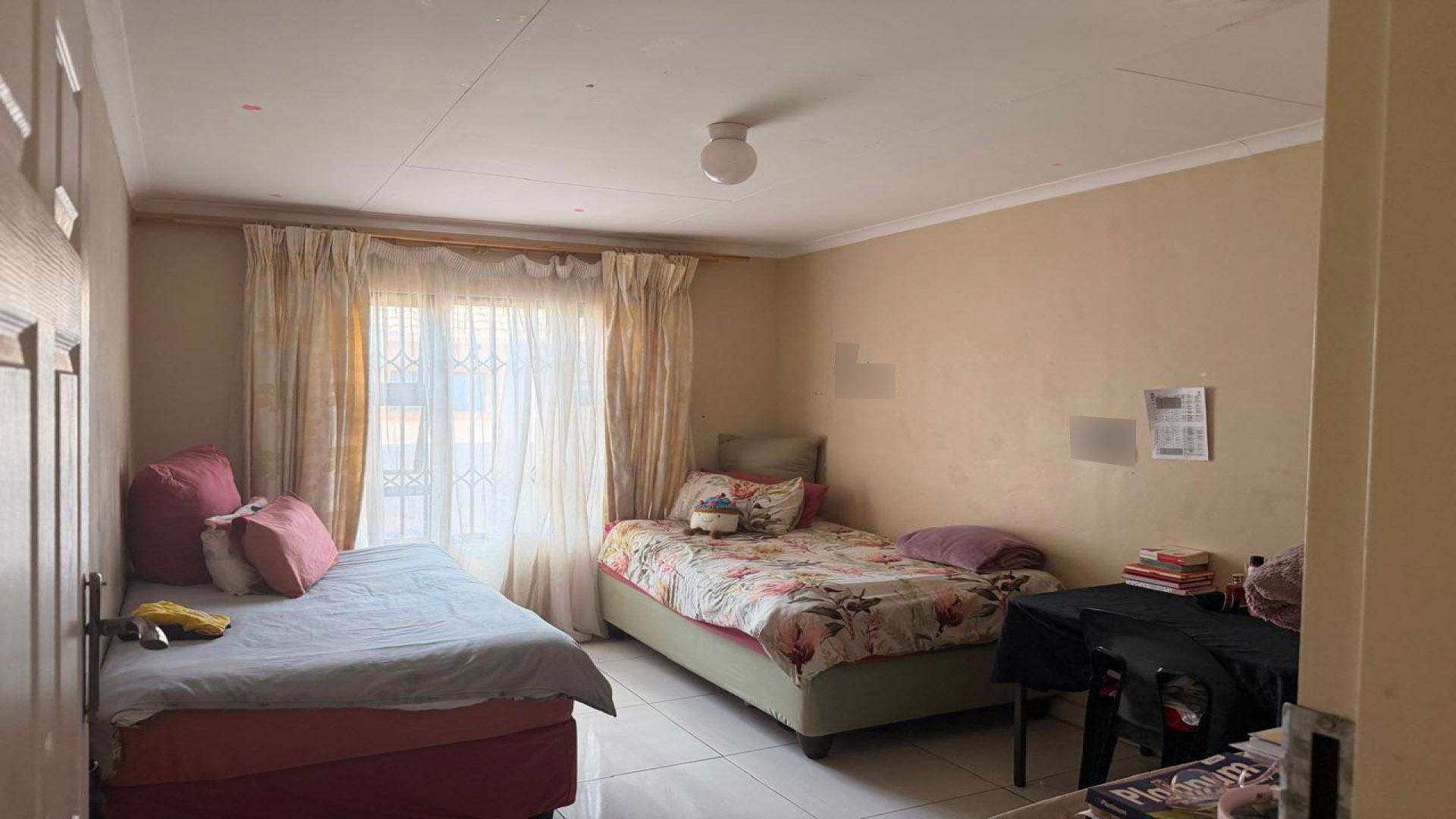 Bed Room 3 of property in The Orchards