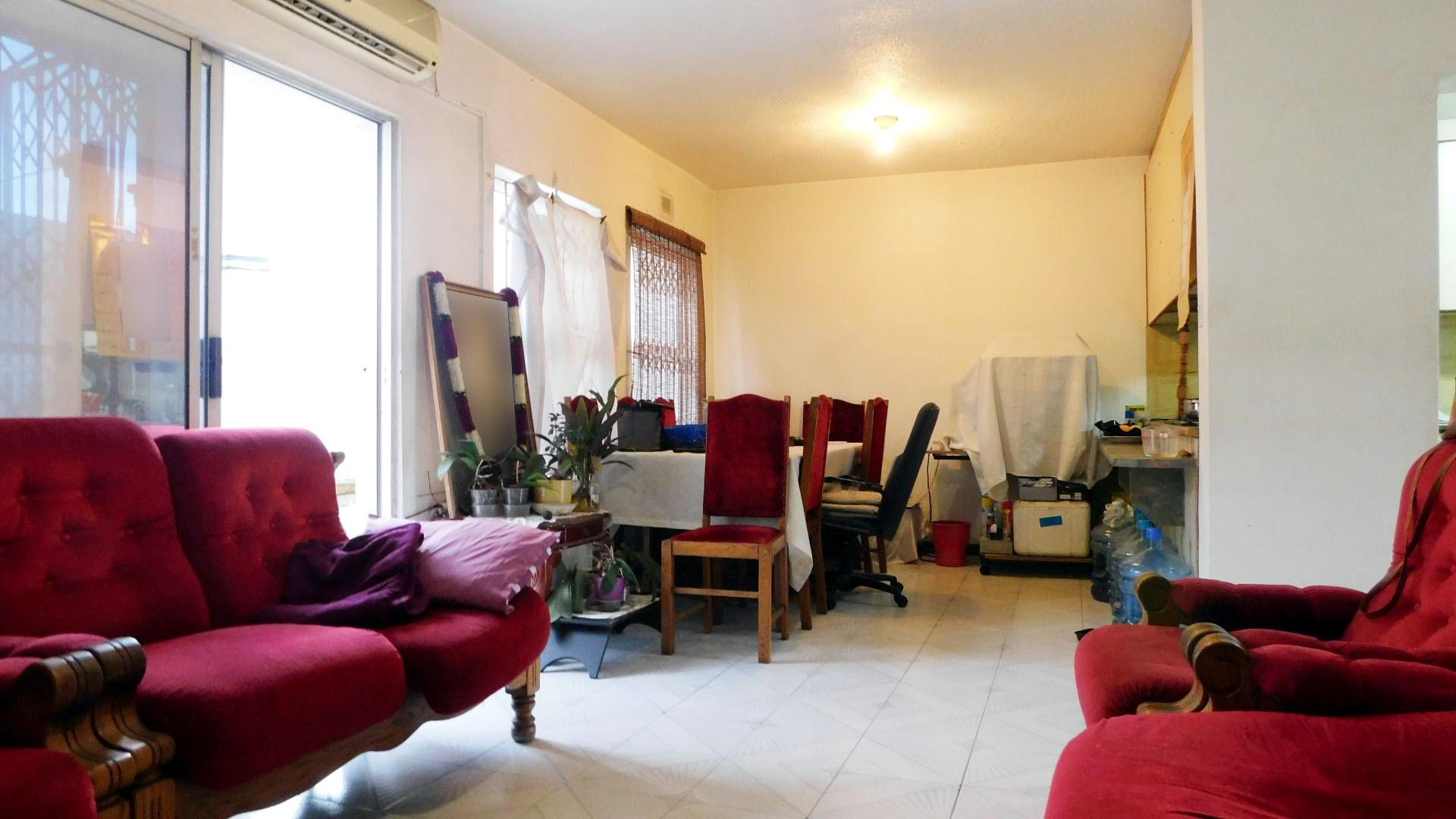 Lounges - 20 square meters of property in Oaklands - DBN
