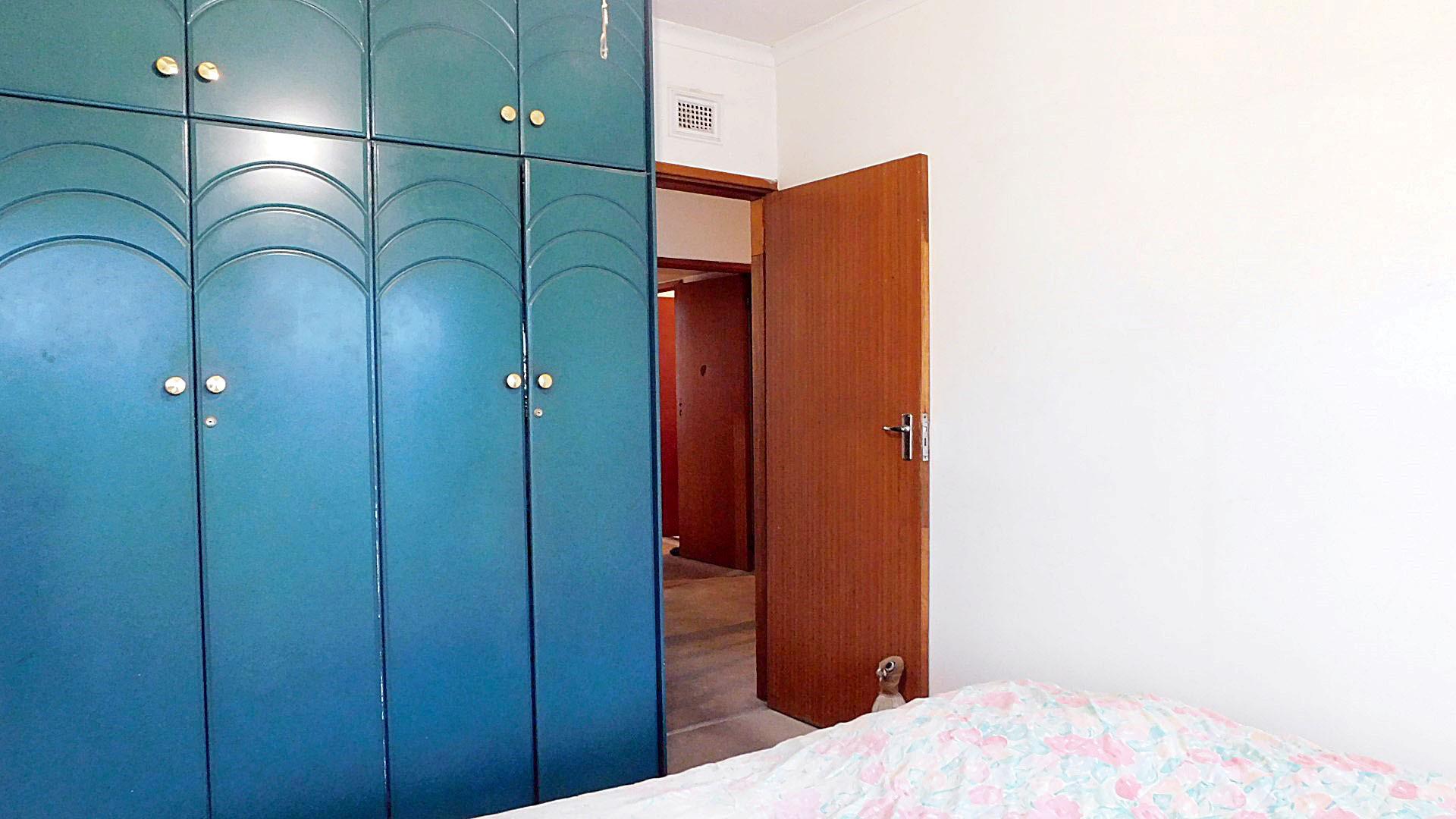 Bed Room 2 - 14 square meters of property in Oaklands - DBN