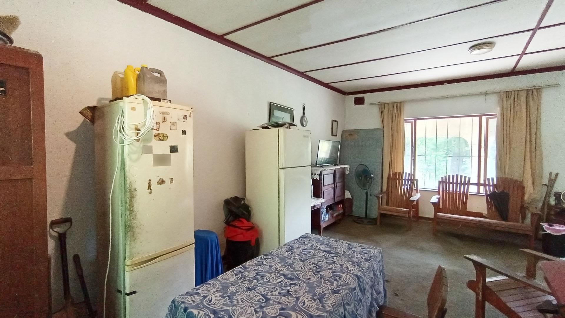 Dining Room - 10 square meters of property in Marburg