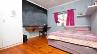 Bed Room 2 - 16 square meters of property in Bluff