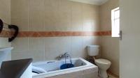 Bathroom 1 - 7 square meters of property in Rembrandt Park