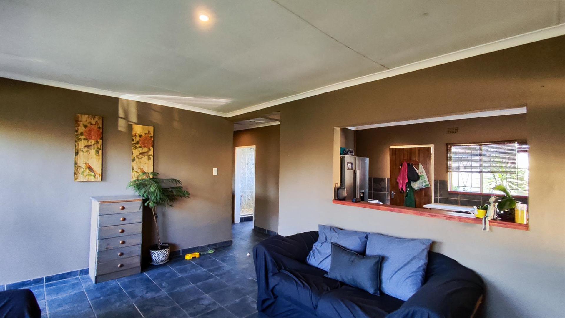 Lounges - 24 square meters of property in Van Dykpark