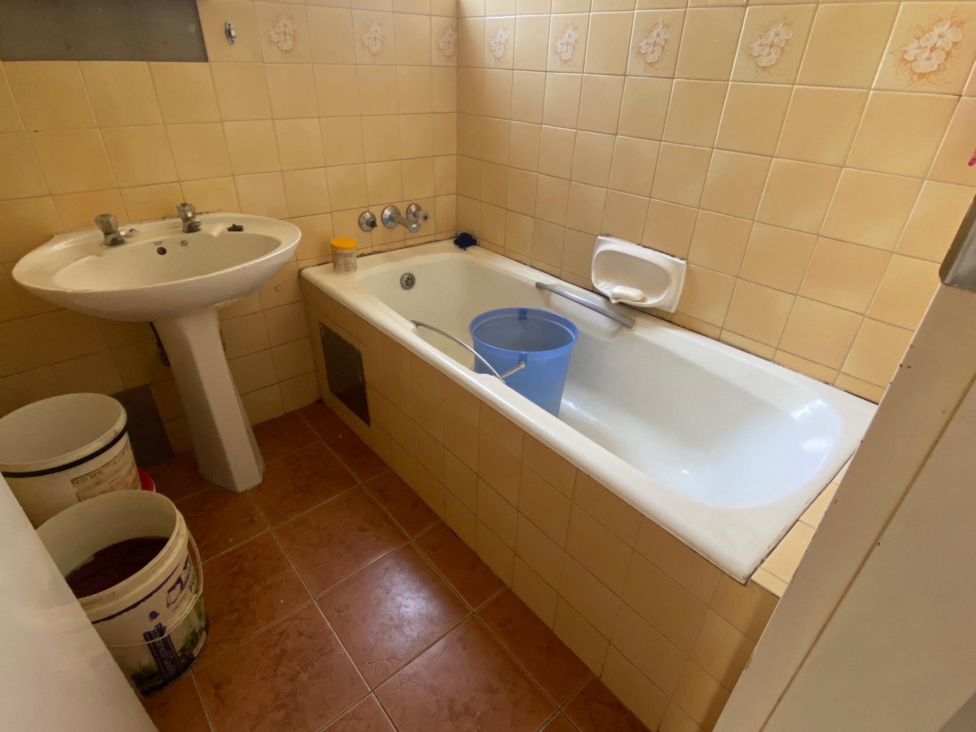  of property in Sunnyside