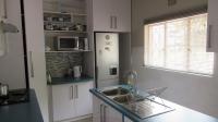 Kitchen - 11 square meters of property in Birch Acres