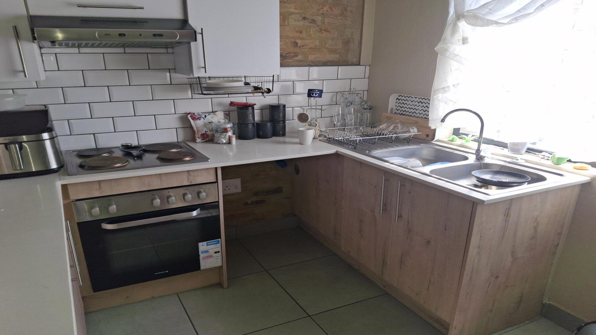 Kitchen - 12 square meters of property in Pomona
