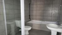Bathroom 1 - 7 square meters of property in Pomona