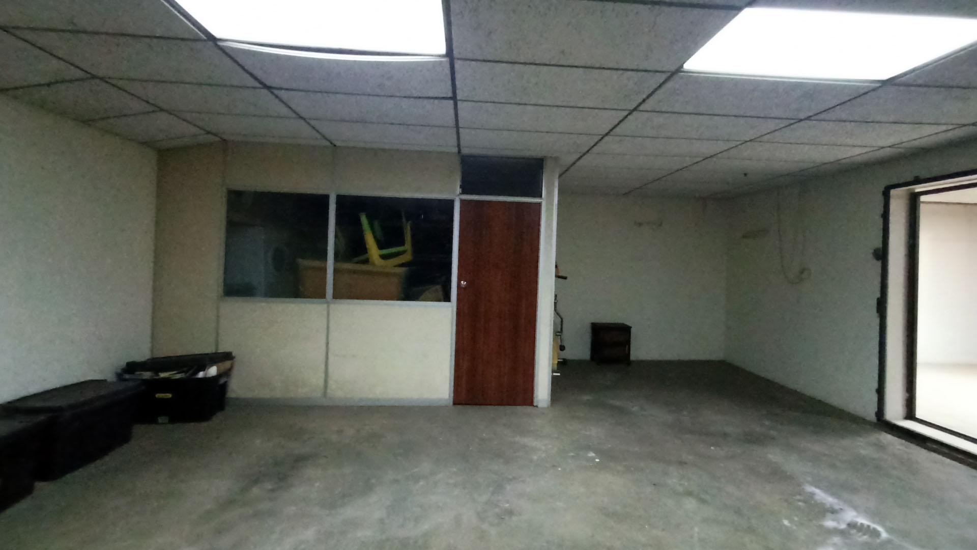 Spaces - 41 square meters of property in Arcadia