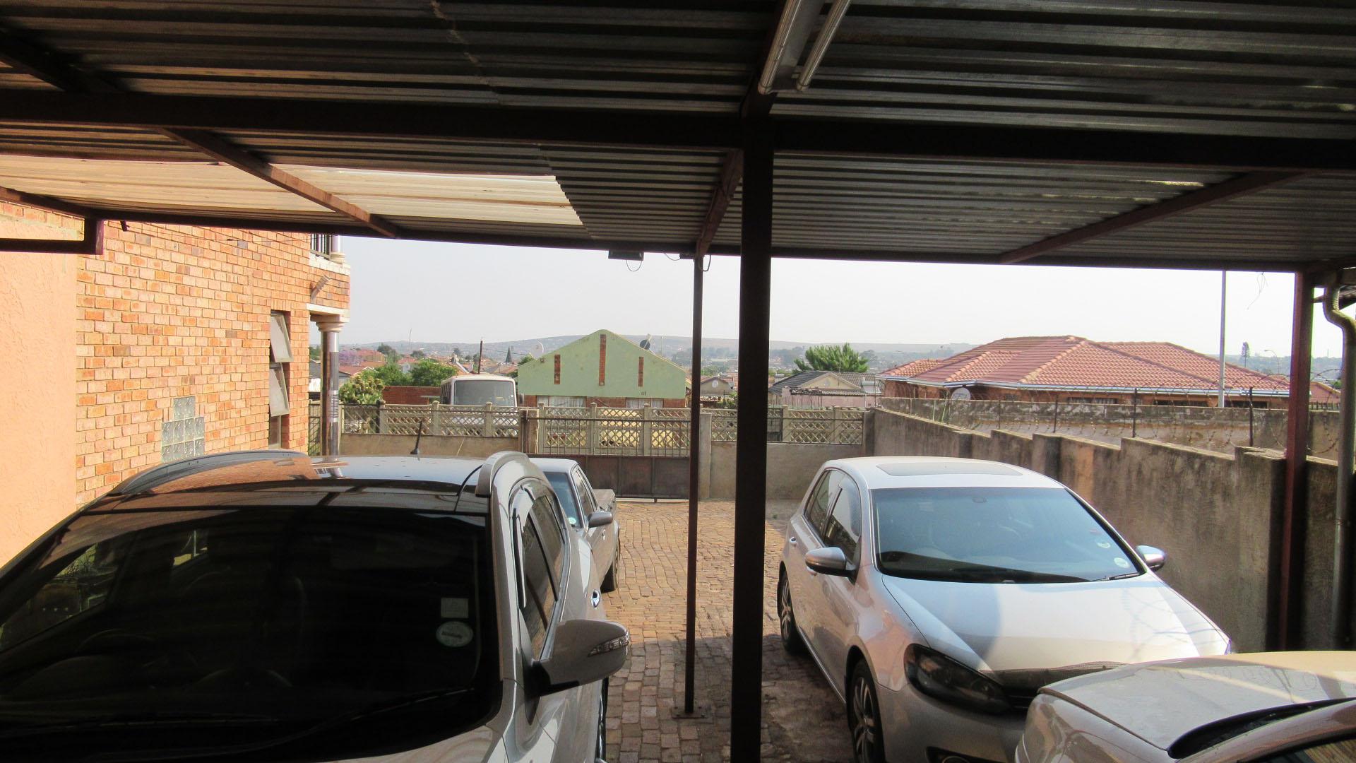 Front View of property in Lenasia South