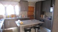 Kitchen - 13 square meters of property in Lenasia South