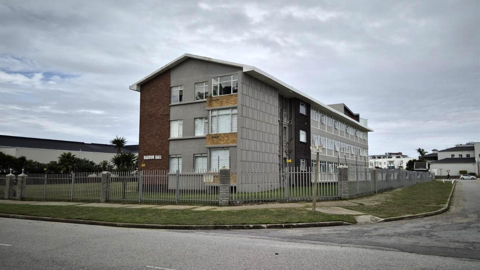 Front View of property in Summerstrand