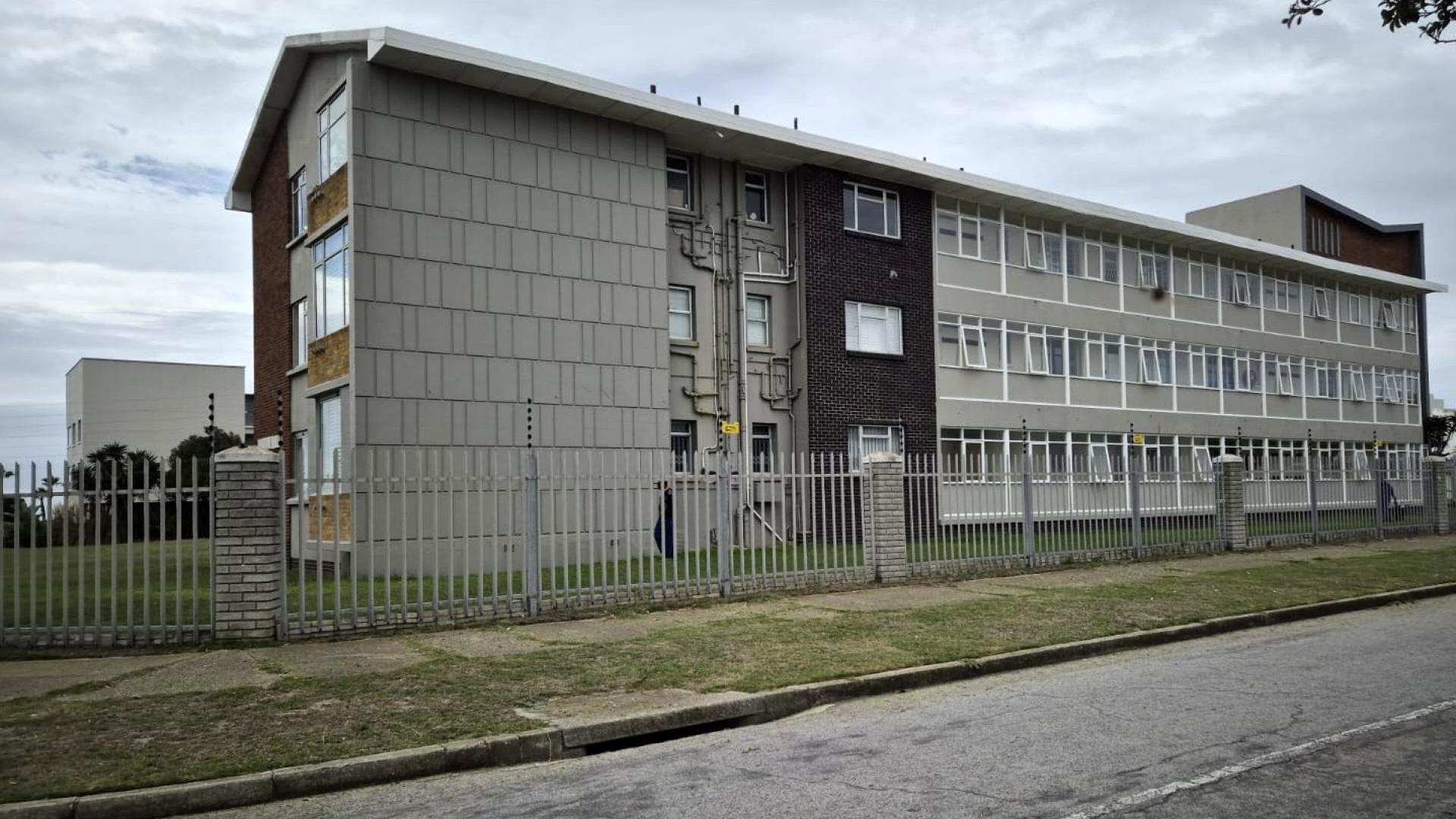 Front View of property in Summerstrand