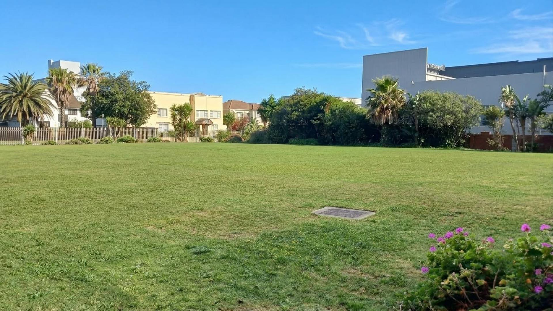 Garden of property in Summerstrand