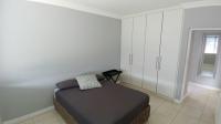 Bed Room 1 of property in Summerstrand