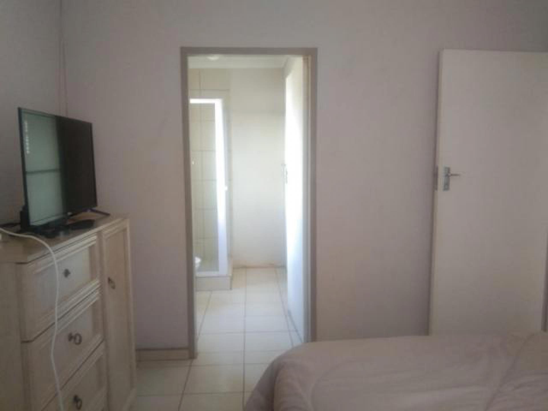 Standard Bank EasySell 3 Bedroom House for Sale in Rosslyn