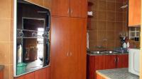 Kitchen - 13 square meters of property in Mooinooi