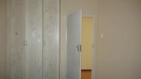 Bed Room 2 - 14 square meters of property in Mooinooi