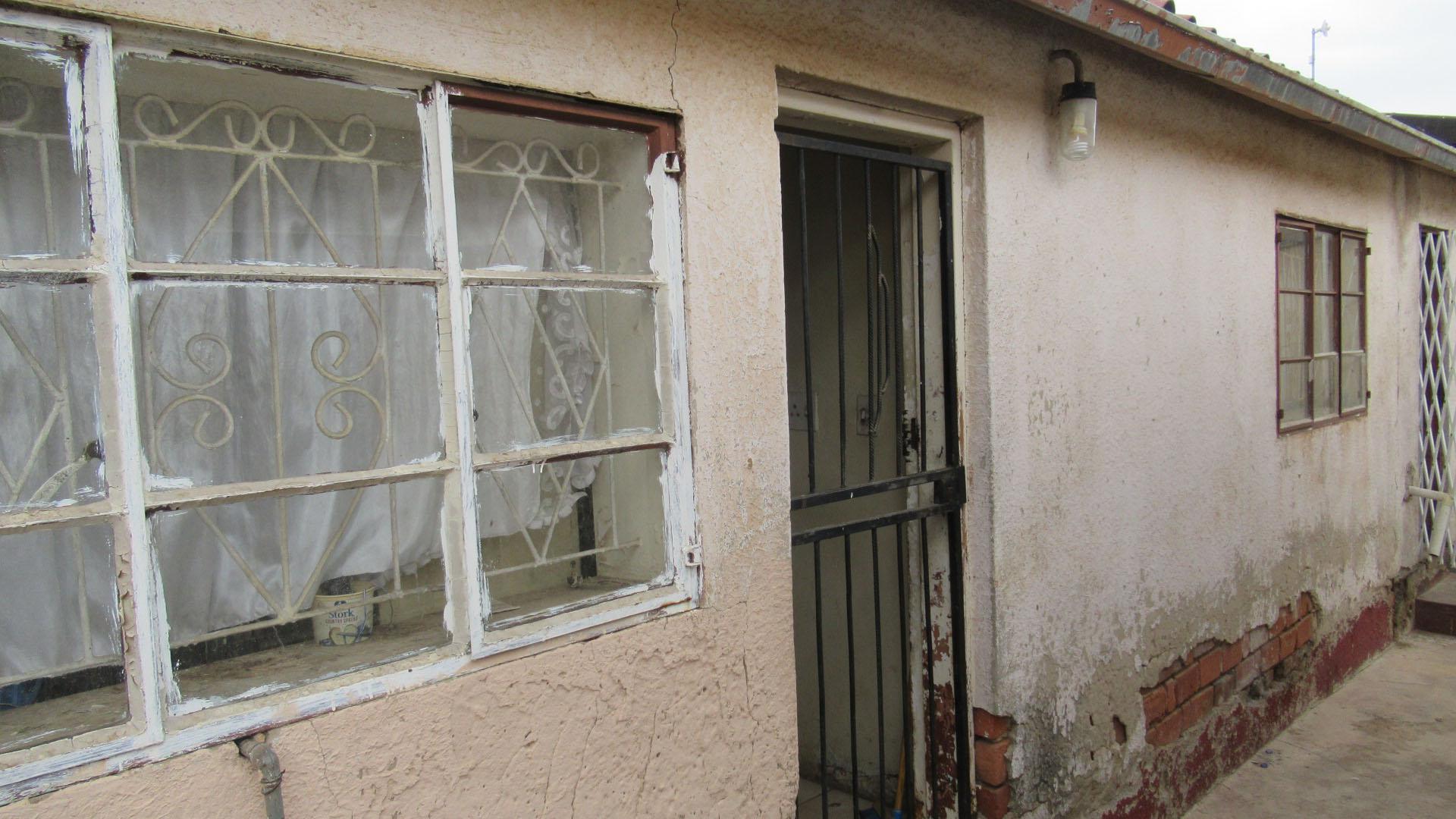 Backyard of property in Tembisa