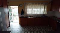 Kitchen - 33 square meters of property in Silverglen