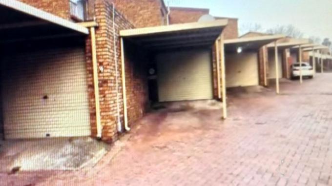 3 Bedroom Sectional Title for Sale For Sale in Meredale - Private Sale - MR535350