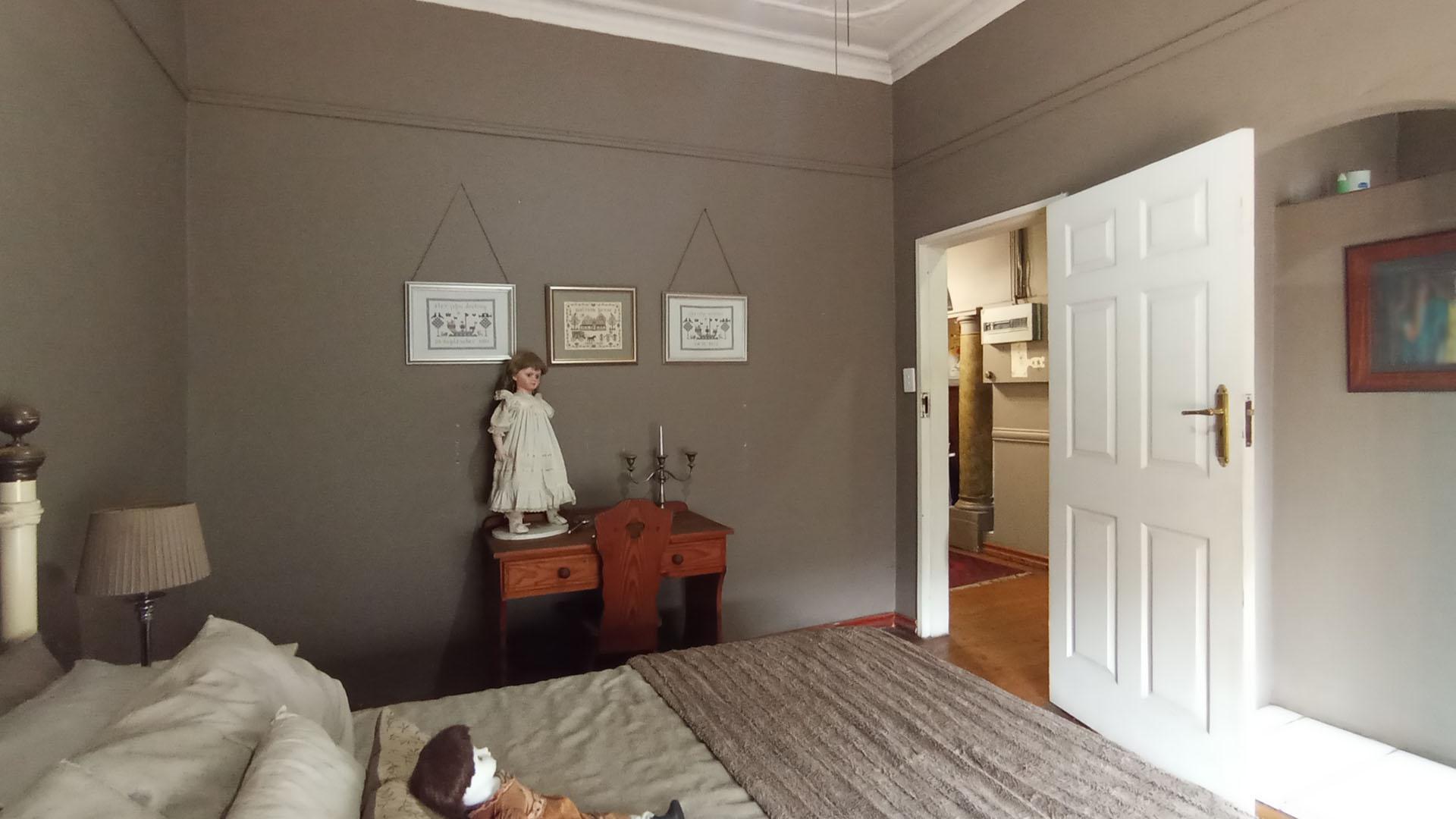 Bed Room 2 - 12 square meters of property in Capital Park