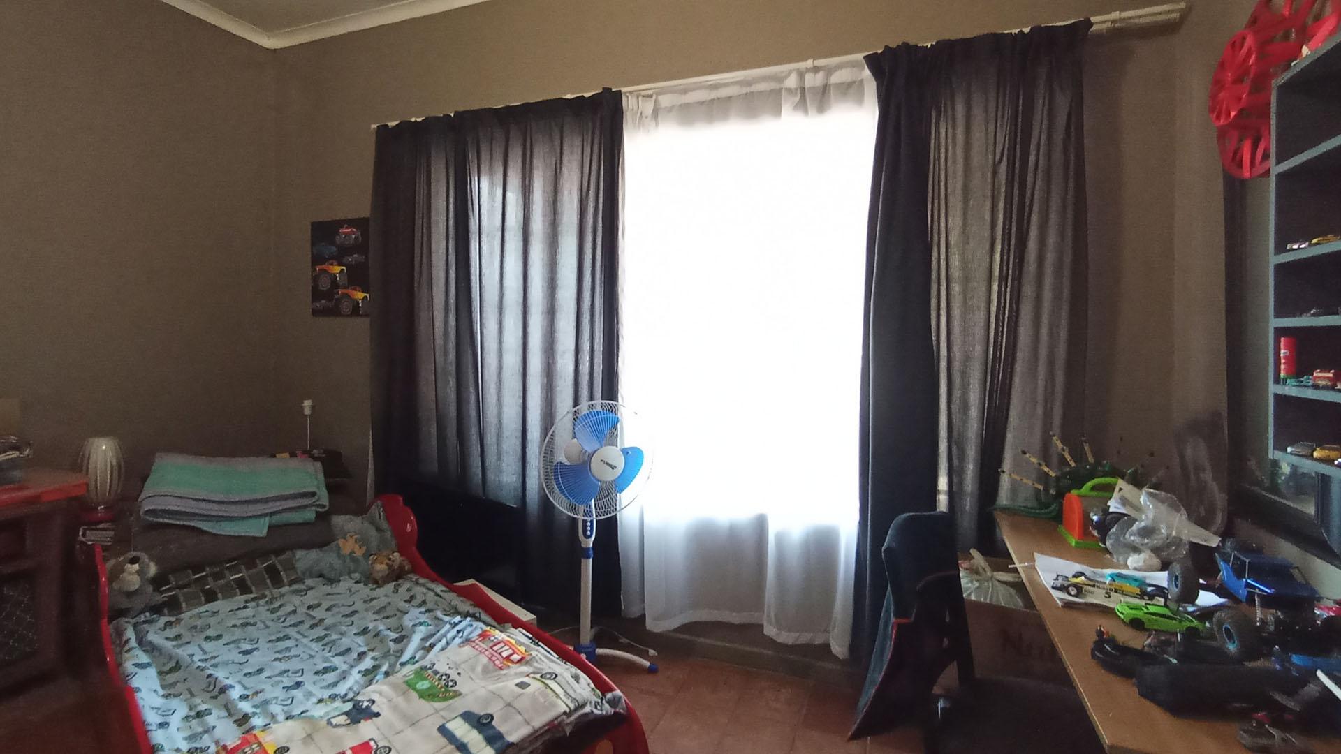 Flatlet - 113 square meters of property in Capital Park