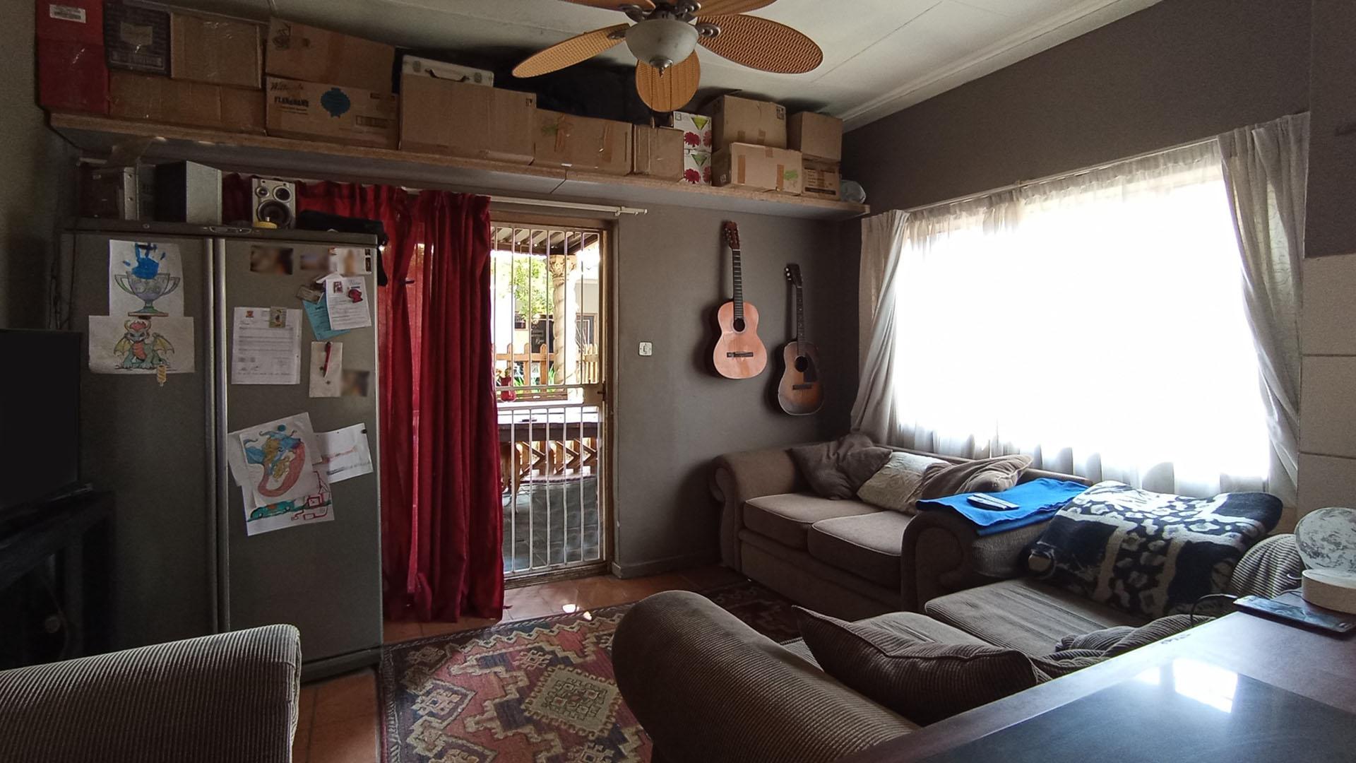 Flatlet - 113 square meters of property in Capital Park