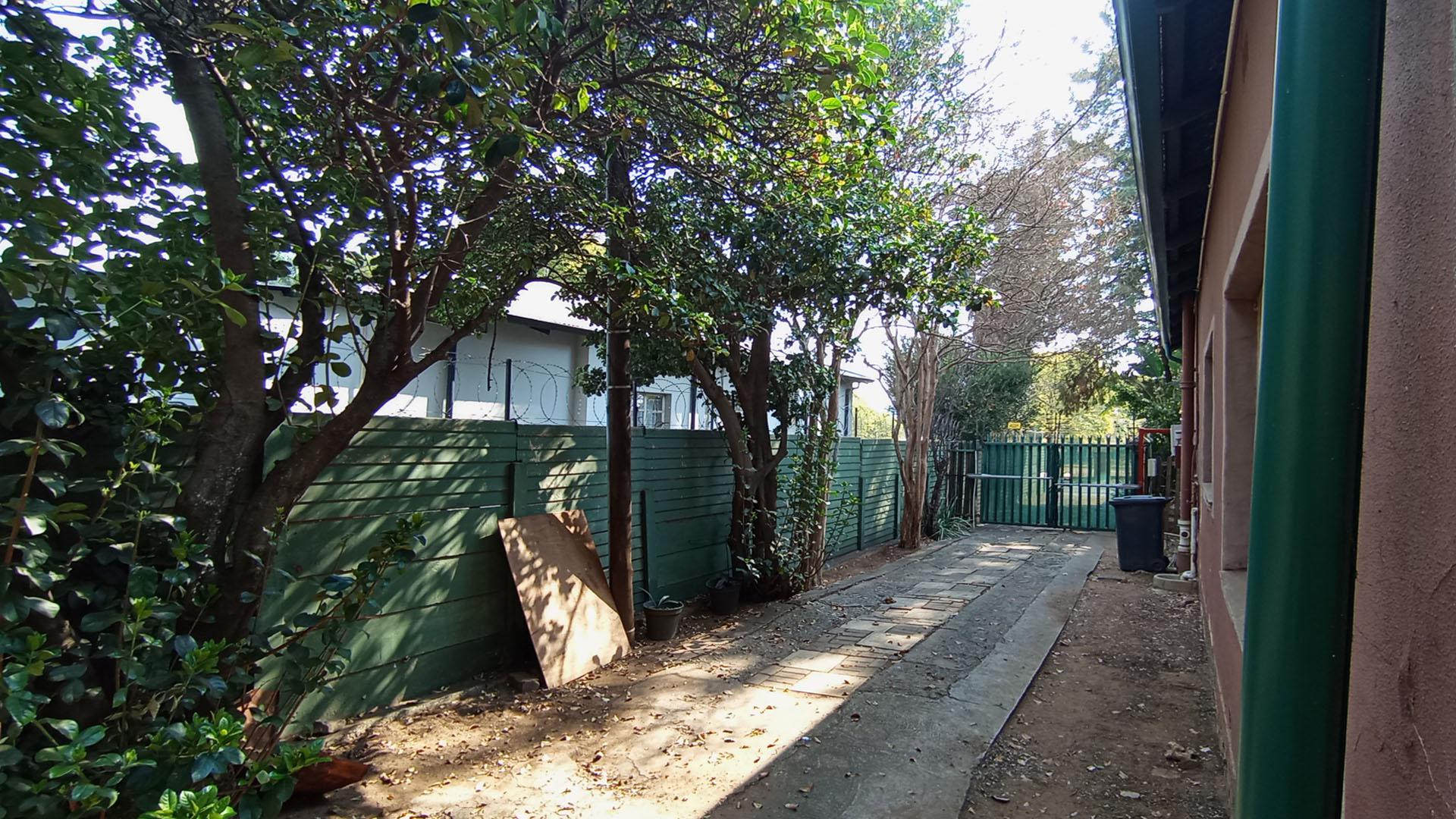 Front View of property in Capital Park