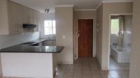 Lounges - 11 square meters of property in Glenmarais (Glen Marais)