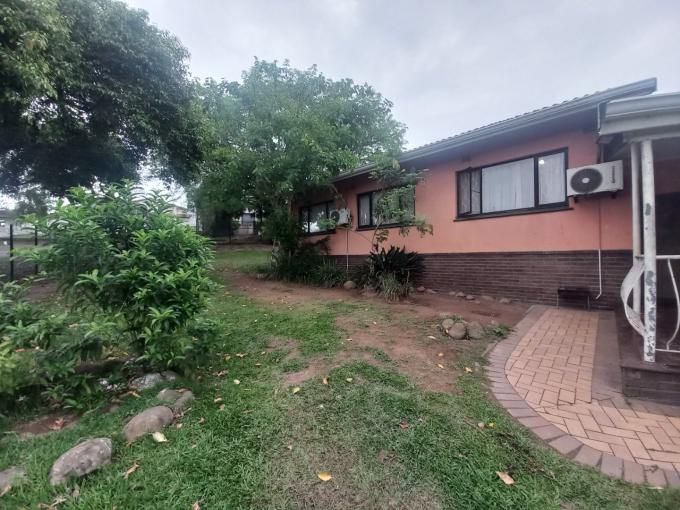 Houses For Sale in Yellowwood Park MyRoof.co.za