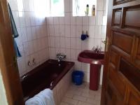 Bathroom 2 of property in Savoy Estate 