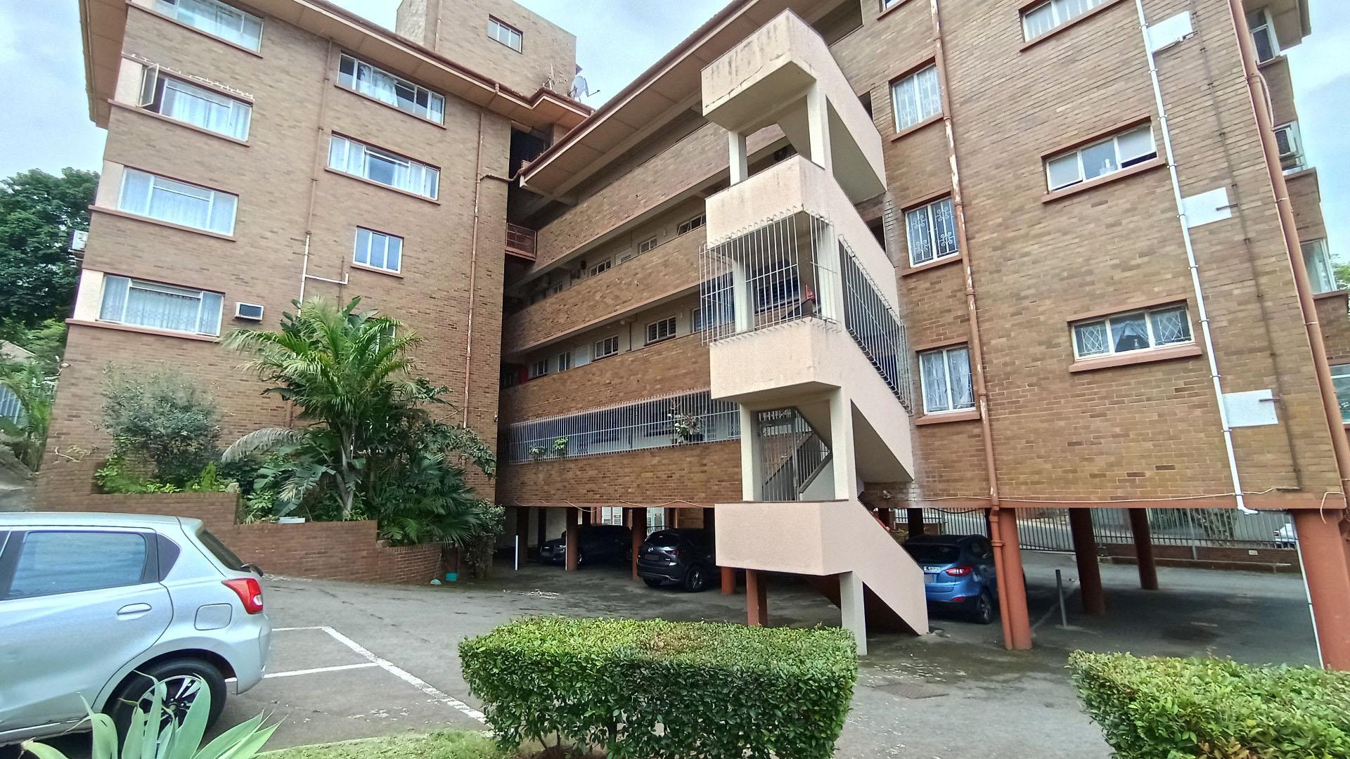 Front View of property in Bulwer (Dbn)